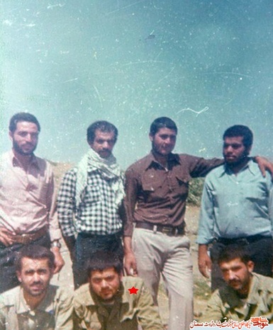 نفر دوم نشسته از چپ شهید محمدحسن آذری