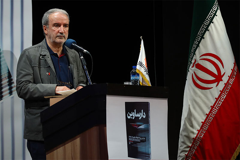سرهنگی: جهان به انرژی نهفته ادبیات جنگ نیازمند است سرهنگی: جهان به انرژی نهفته ادبیات جنگ نیازمند است