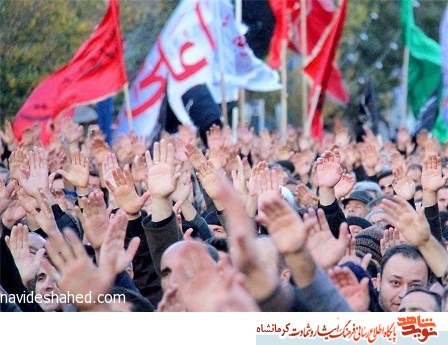 اجتماع بزرگ عزاداران حسینی در کرمانشاه برگزار شد اجتماع بزرگ عزاداران حسینی در کرمانشاه برگزار شد