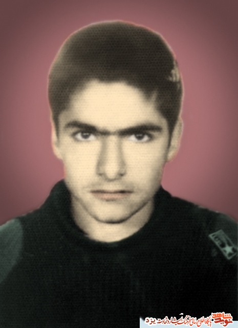 شهید نوجوانی که با سن کمش جبهه را در اولویت قرار داد شهید نوجوانی که با سن کمش جبهه را در اولویت قرار داد