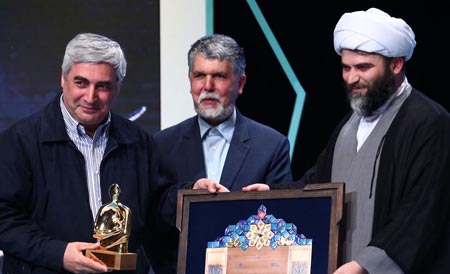 حاتمیکیا چهره هنر انقلاب اسلامی شد حاتمیکیا چهره هنر انقلاب اسلامی شد