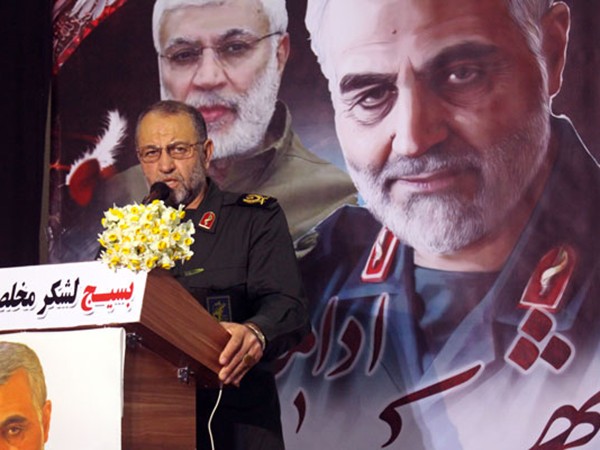 شهید سلیمانی سرباز ولایت بودن را بالاتر از ریاست جمهوری می دانست شهید سلیمانی سرباز ولایت بودن را بالاتر از ریاست جمهوری می دانست