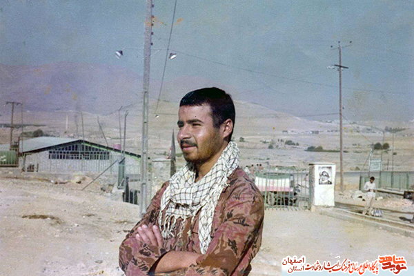 وصیتهای بسیار خواندنی شهید والامقام ابوالفضل احمدی محمد ابادی وصیتهای بسیار خواندنی شهید والامقام ابوالفضل احمدی محمد ابادی