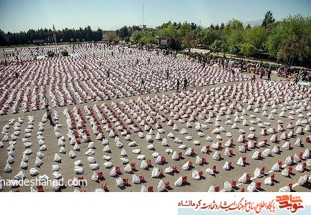 لبیک بسیجیان کرمانشاه به فرمان امام خامنهای / ۱۵ هزار بسته معیشتی بین نیازمندان توزیع میشود لبیک بسیجیان کرمانشاه به فرمان امام خامنهای / ۱۵ هزار بسته معیشتی بین نیازمندان توزیع میشود