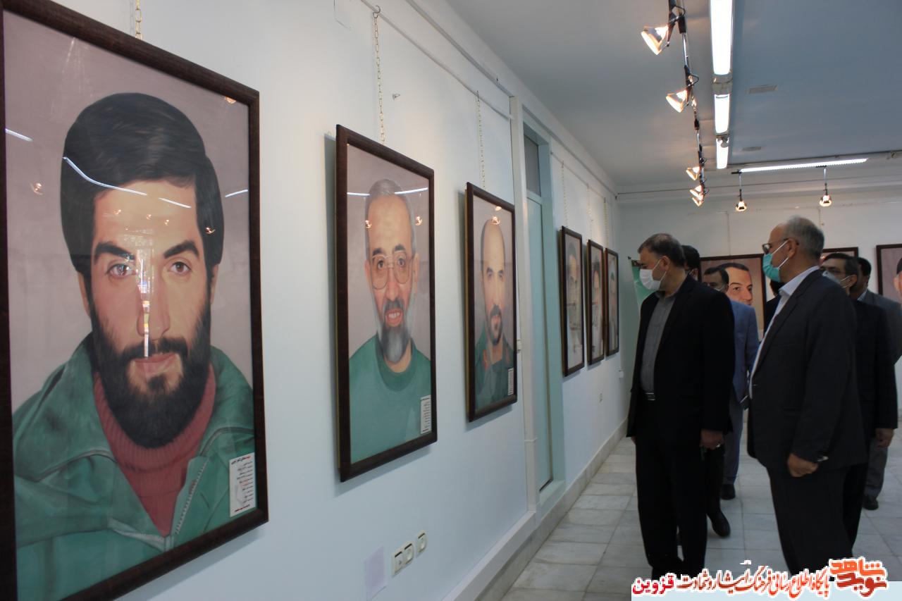 معاون فرهنگی بنیاد از موزه شهدا قزوین بازدید کرد