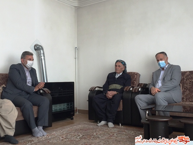 شهدا ثمره زندگی خود را در راه اعتلای اسلام، فدا کردند شهدا ثمره زندگی خود را در راه اعتلای اسلام، فدا کردند