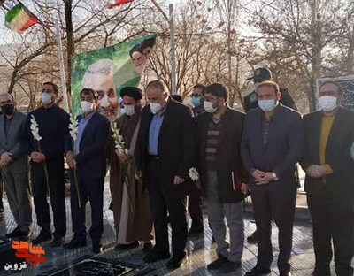 استاندار قزوین به مقام شامخ شهدای آوج ادای احترام کرد