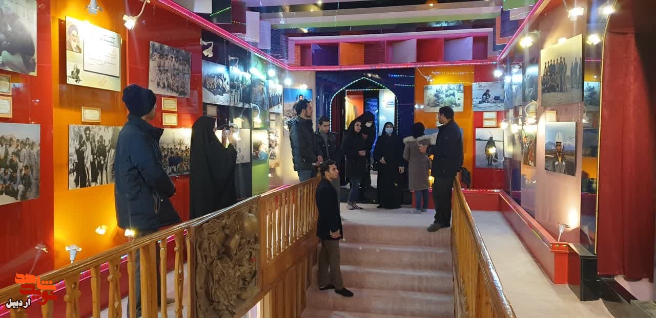 بازدیددانشجویان اردبیل در قالب طرح ملی یاد یار از موزه شهدا+ عکس
