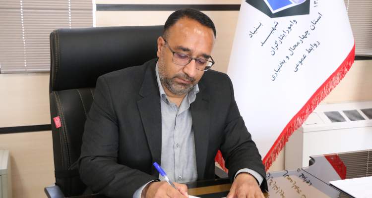 به چنین مردان ولایتمدار و بصیری افتخار می‌کنیم