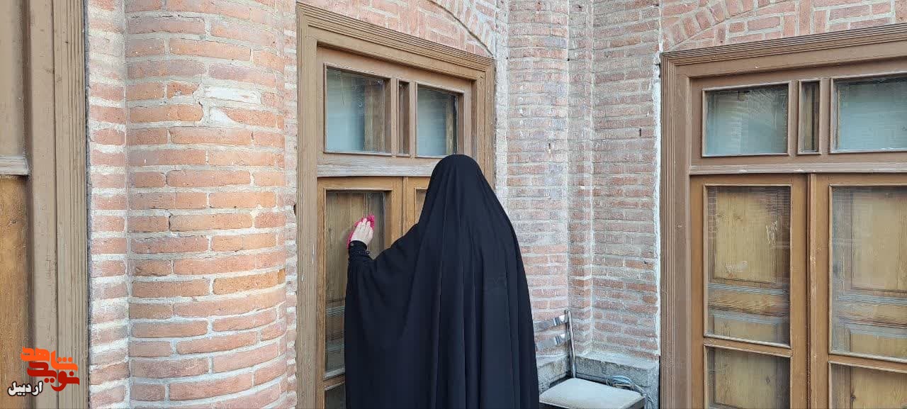 غبار روبی و عطر افشانی موزه شهدای اردبیل