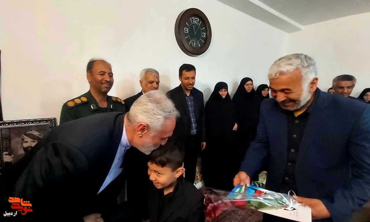 تجلیل از فرزندان شهید«صفر رجبی»+عکس