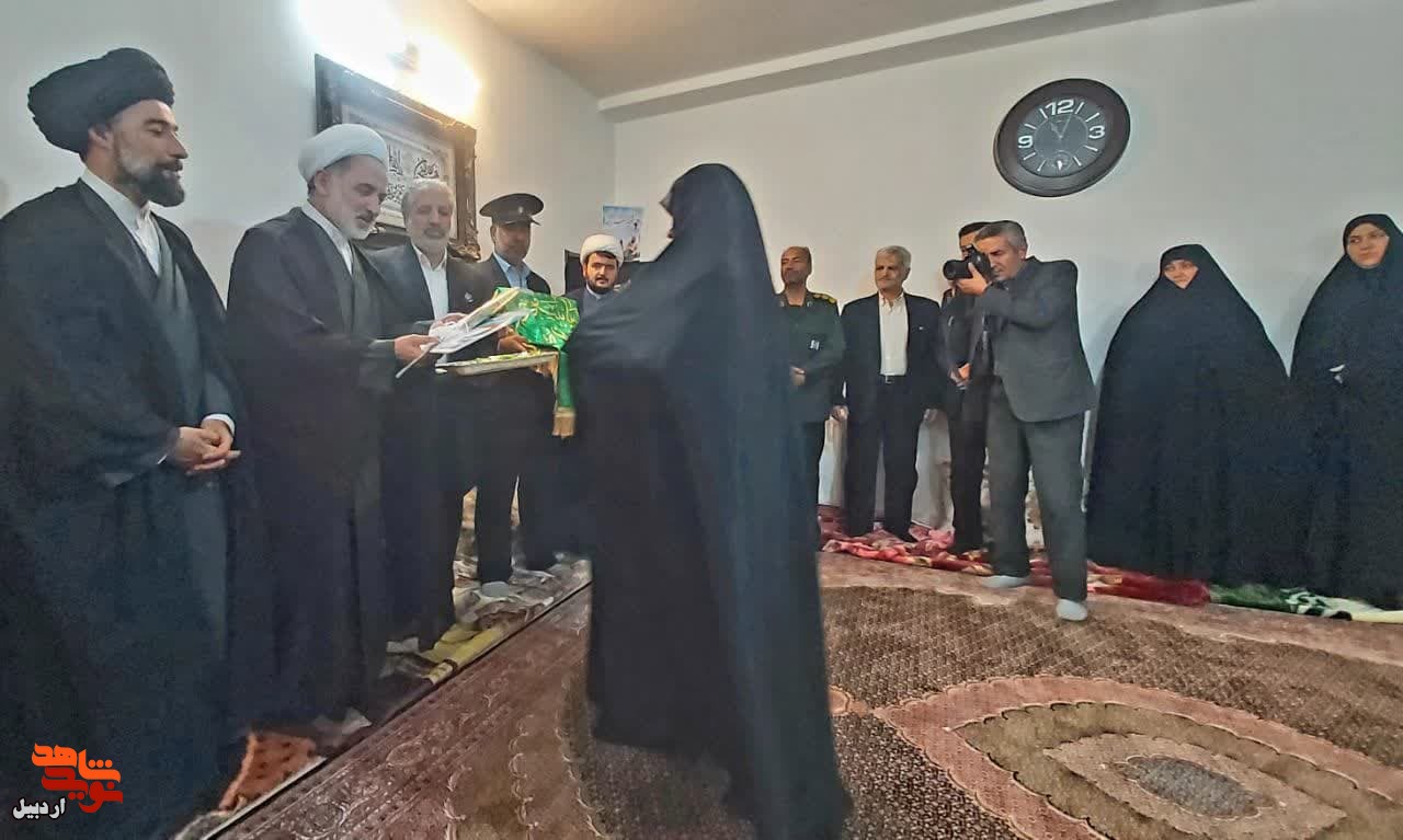تجلیل از فرزندان شهید«صفر رجبی»+عکس