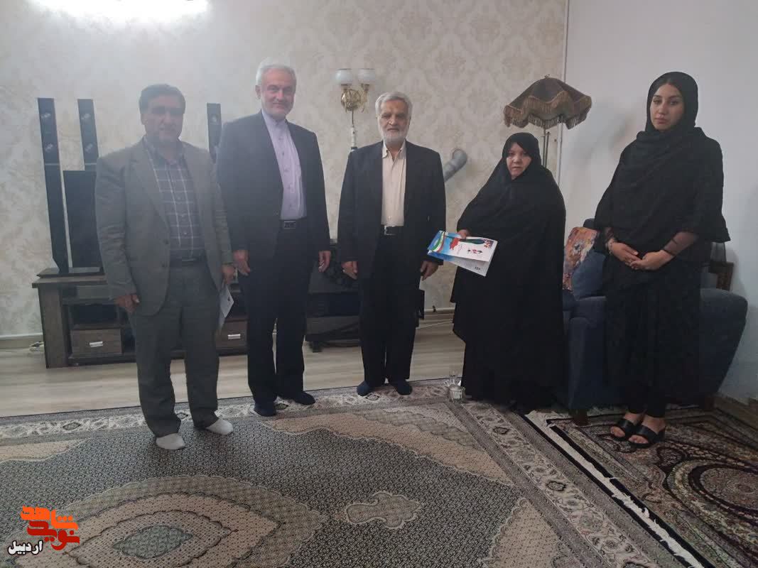 خدمت به خانوادههای معظم شهدا و ایثارگران موهبتی بینظیر است خدمت به خانوادههای معظم شهدا و ایثارگران موهبتی بینظیر است