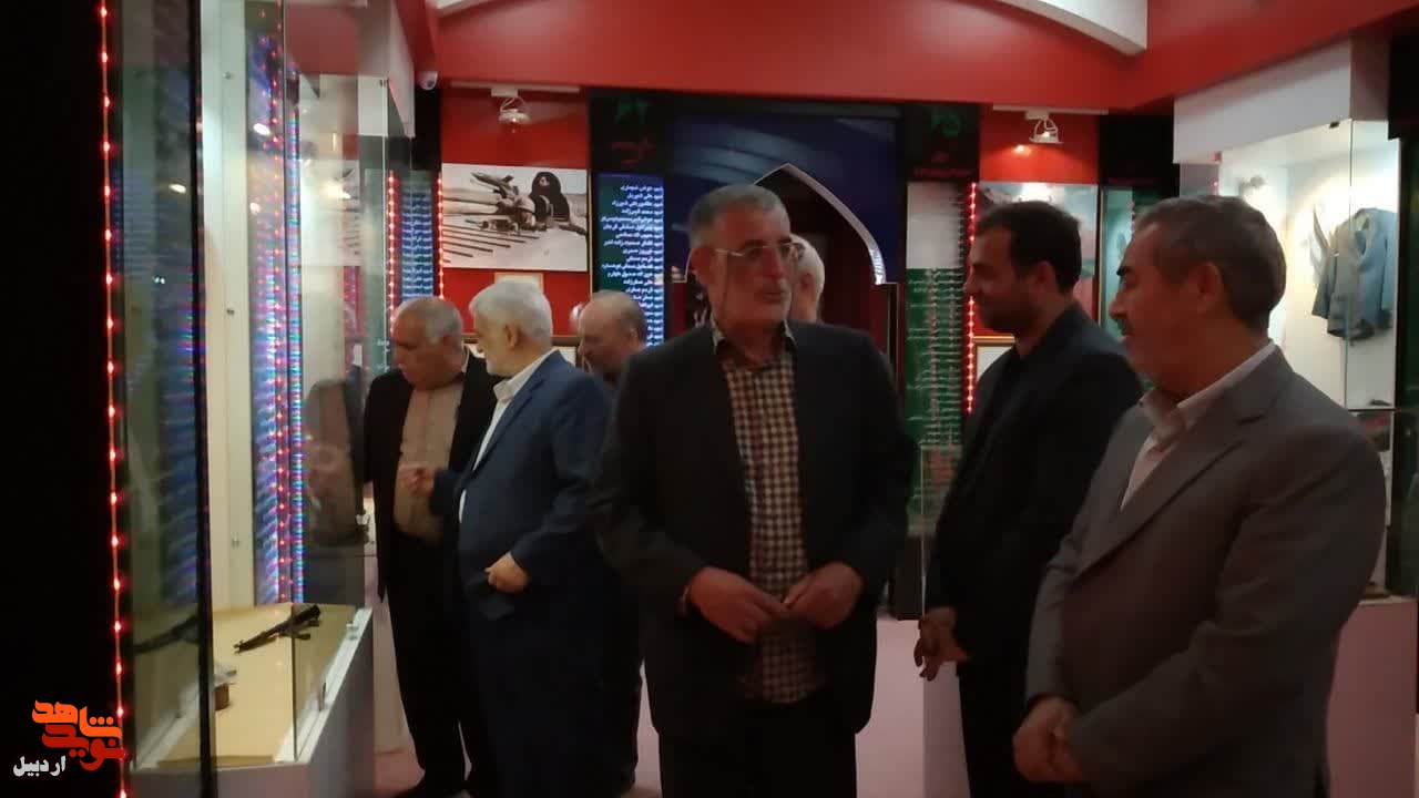 بازدید اعضای مجمع ولایی رزمندگان، جانبازان و ایثارگران استان از موزه شهدای اردبیل