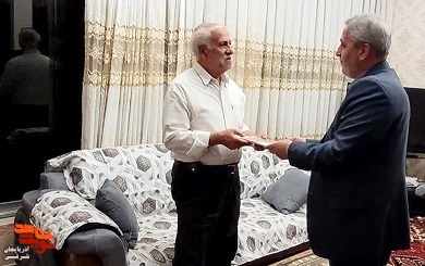 دیدار سرپرست بنیاد شهید آذربایجانشرقی با ۵ خانواده شهید و ایثارگر در تبریز دیدار سرپرست بنیاد شهید آذربایجانشرقی با ۵ خانواده شهید و ایثارگر در تبریز
