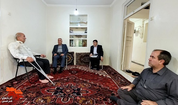 دیدار سرپرست بنیاد شهید آذربایجانشرقی با ۵ خانواده شهید و ایثارگر در تبریز دیدار سرپرست بنیاد شهید آذربایجانشرقی با ۵ خانواده شهید و ایثارگر در تبریز