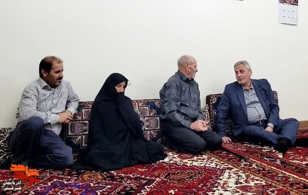 دیدار سرپرست بنیاد شهید آذربایجانشرقی با ۵ خانواده شهید و ایثارگر در تبریز دیدار سرپرست بنیاد شهید آذربایجانشرقی با ۵ خانواده شهید و ایثارگر در تبریز
