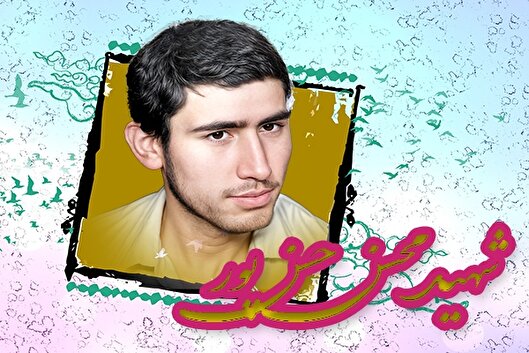 پشت سر ولایت‌فقیه قدم بردارید و مشت محکمى بر دهان گروهک‌ها بزنید