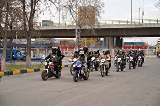 موتورسواران یگان‌های نظامی تا گلزار شهدای قزوین...