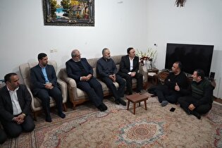 صبر خانواده شهدا، ادامه‌دهنده راه شهداست