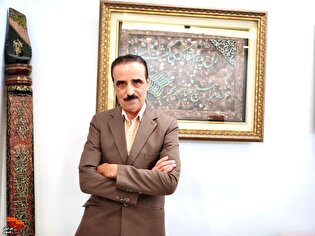 روایتی از زندگی و هنر جانباز سرافراز «حسین نیک‌طلب»؛ خالق بزرگ‌ترین تابلوی معرق فیروزه جهان