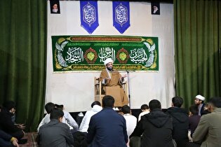 مراسم گرامیداشت روز جانباز در بوئین‌زهرا برگزار...