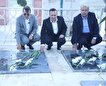 معاون رئیس‌جمهور به مقام شهدای گمنام ادای احترام...