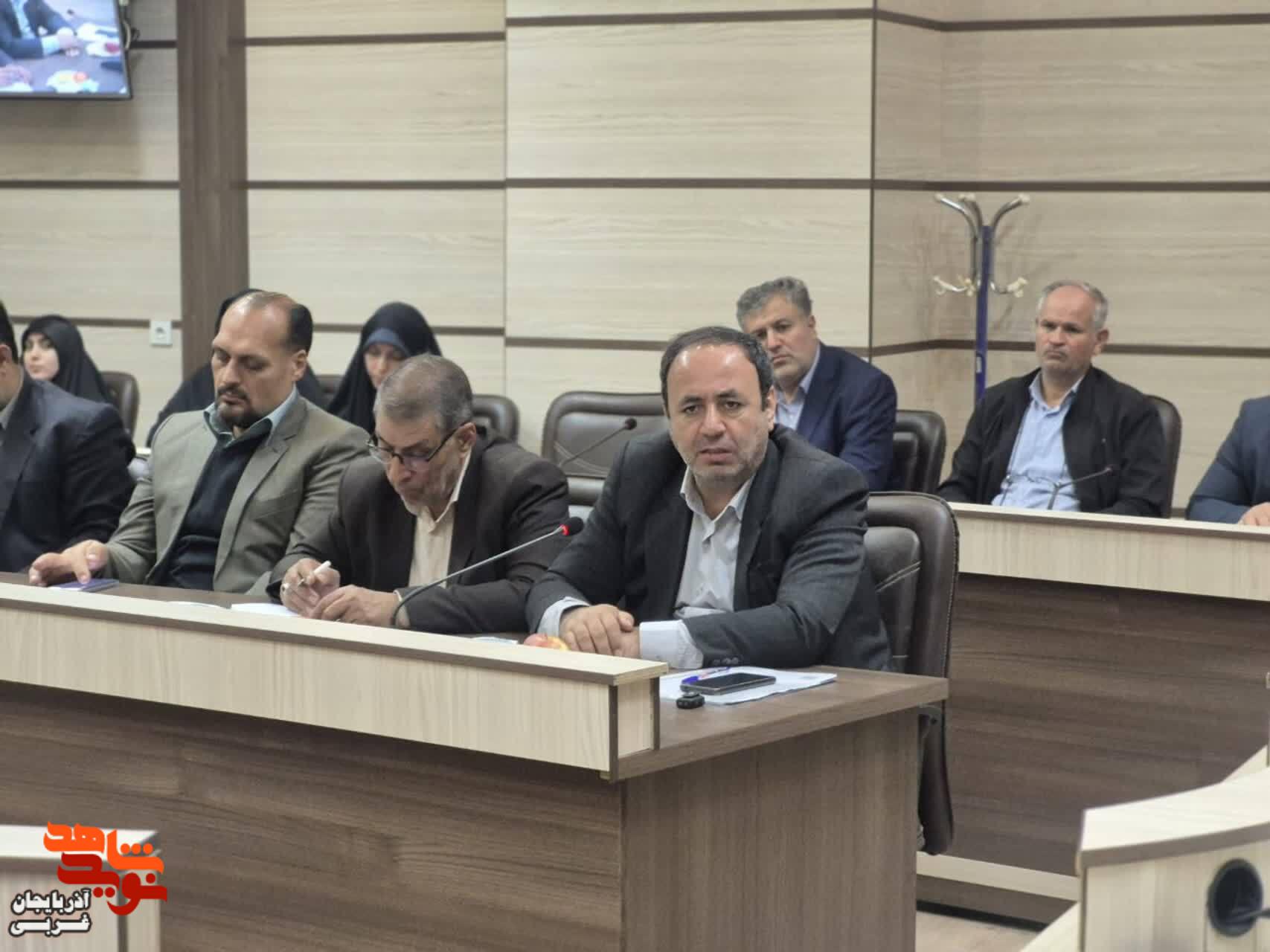 نشست صمیمی دبیر شورای مشاوران وزیران در امور ایثارگری در دانشگاه آزاد اسلامی نشست صمیمی دبیر شورای مشاوران وزیران در امور ایثارگری در دانشگاه آزاد اسلامی