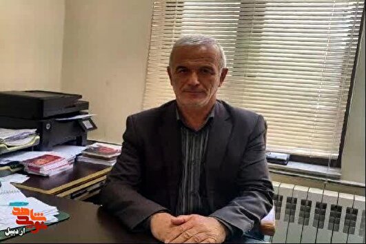 کتاب در کنار راوی، بهترین رسانه برای ترویج فرهنگ ایثار و شهادت است