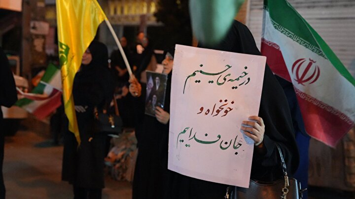 گزارش تصویری | حضور جوانان قزوینی در صدو چهاردهمین شب مقاومت