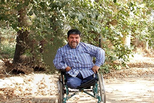 روایتی از فرمان امام در شستن دیوار‌ها و برگرداندن...