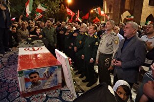وداع مردم قزوین با پیکر شهید «حسین مهدویان» برگزار...