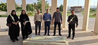 مزار شهدای گمنام شهر محمدیه گلباران شد