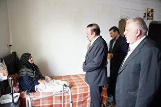 خانواده‌ شهید «مرتضی کاتبی» در هفته دولت تکریم...