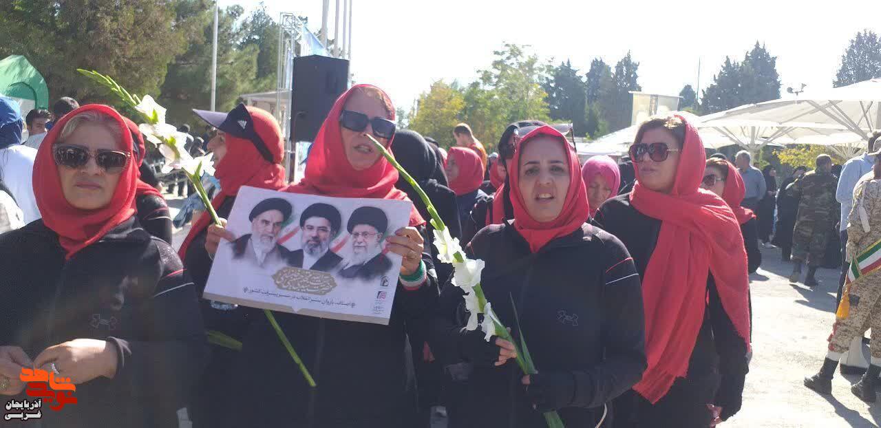 مراسم «میهمانی لالهها» در گلزار شهدای ارومیه مراسم «میهمانی لالهها» در گلزار شهدای ارومیه