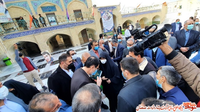 ادای احترام معاون رئیس جمهور به مقام شامخ شهدا - چهارشنبه نوزدهم آبان ۱۴۰۰ گلزار شهدای امامزاده اشرف سمنان