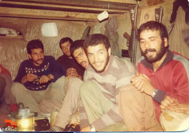 از چپ: ... -... - محسن اکبری - محمد باقر عروجی - مهدی ولیئی
